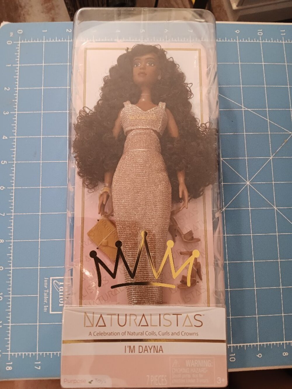 Fashion doll